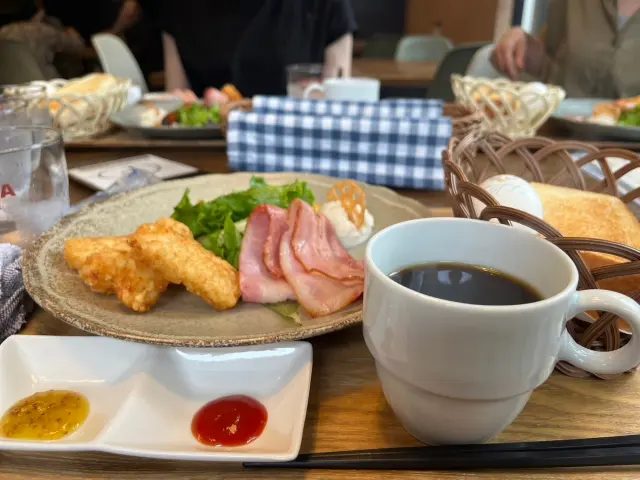 cafe tetoteの店舗情報